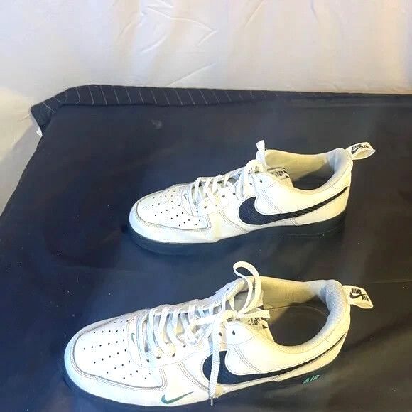 Mens Nike Air Force 1 \'07 Low White Black Size 12 main image 4